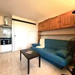 Appartement Ca010-011 Pour 3 Personnes A Sur