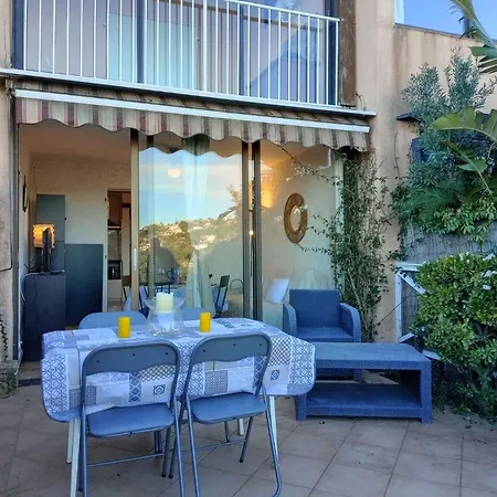 Appartement Ca010-011 Pour 3 Personnes A Sur *